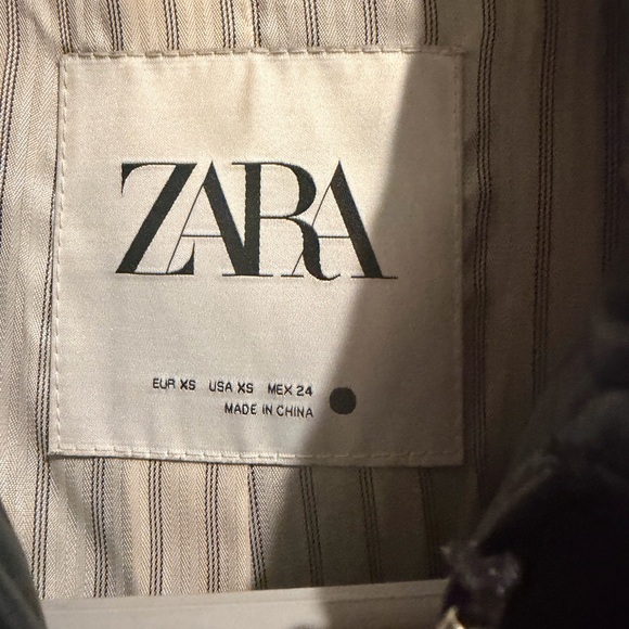 Zara Studded Black Leather Jacket - Picture 2 of 6